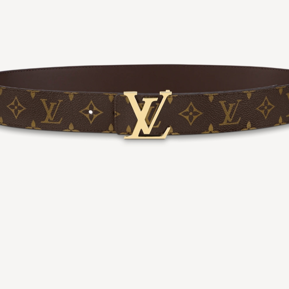 Lv designer monogram. Print type belt